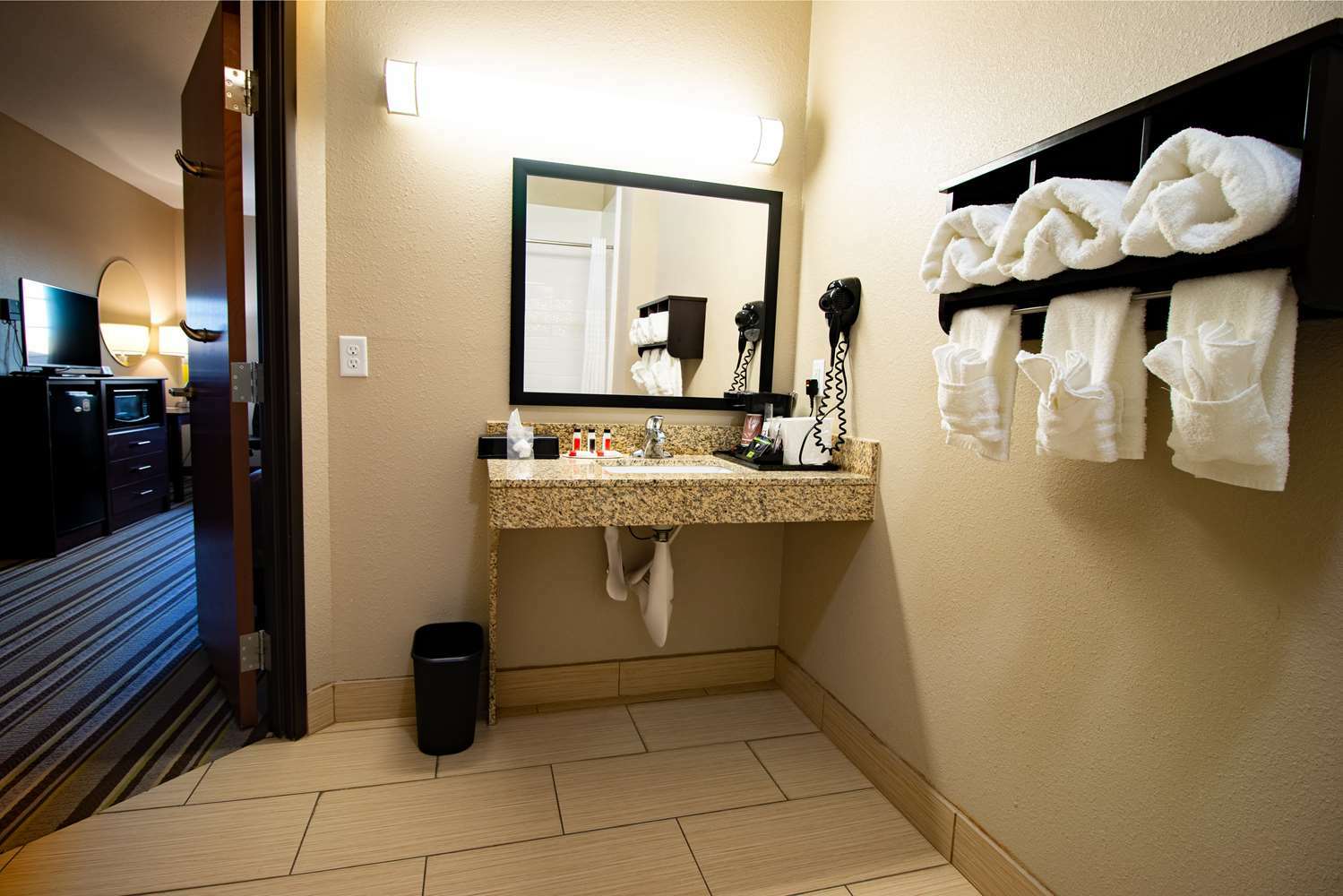 Surestay Plus Hotel By Best Western Owasso Tulsa North Номер фото